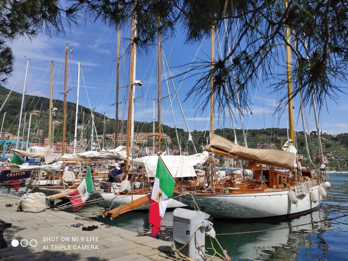 Salmastro Room Porto Venere Italy